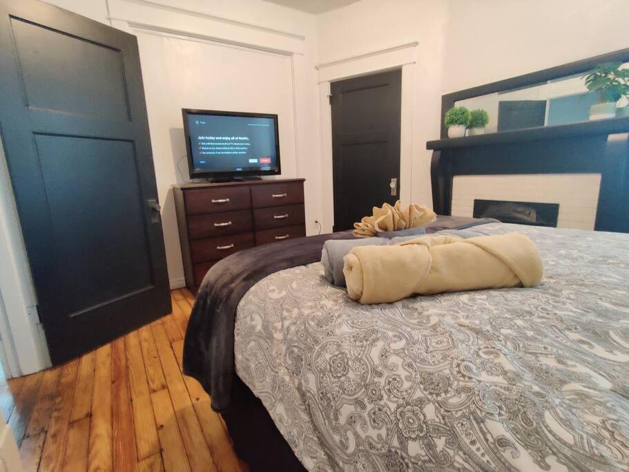 Lovely 2Br W Office Space - King Bed & Alexa Appartement Pittsburgh Buitenkant foto